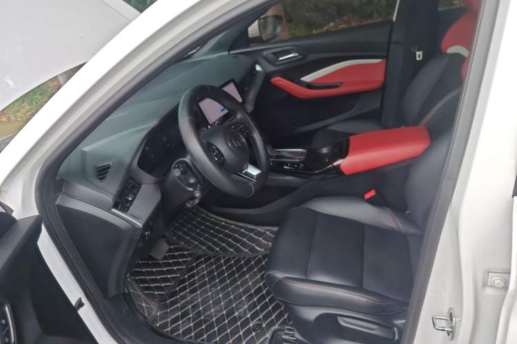 Used MG 5 2023 180 DVVT CVT Luxury Edition Left Front Seat