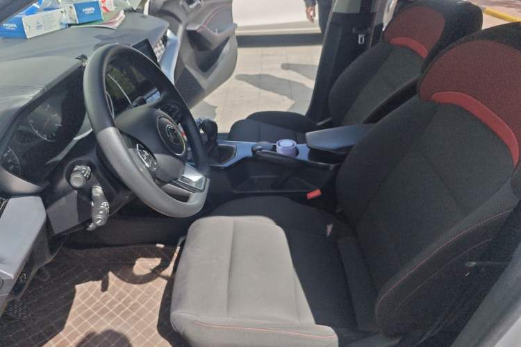 Used MG 5 2023 180 DVVT Manual Fashion Edition Left Front Seat