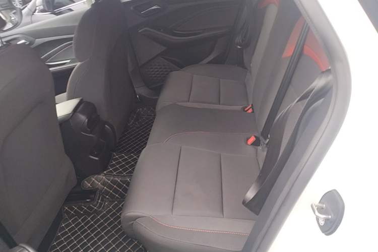 Used MG 5 2023 180 DVVT Manual Fashion Edition Left Rear Seat