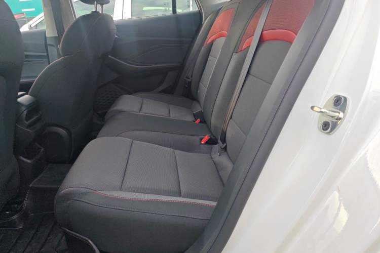 Used MG 5 2023 180 DVVT Manual Fashion Edition Left Rear Seat