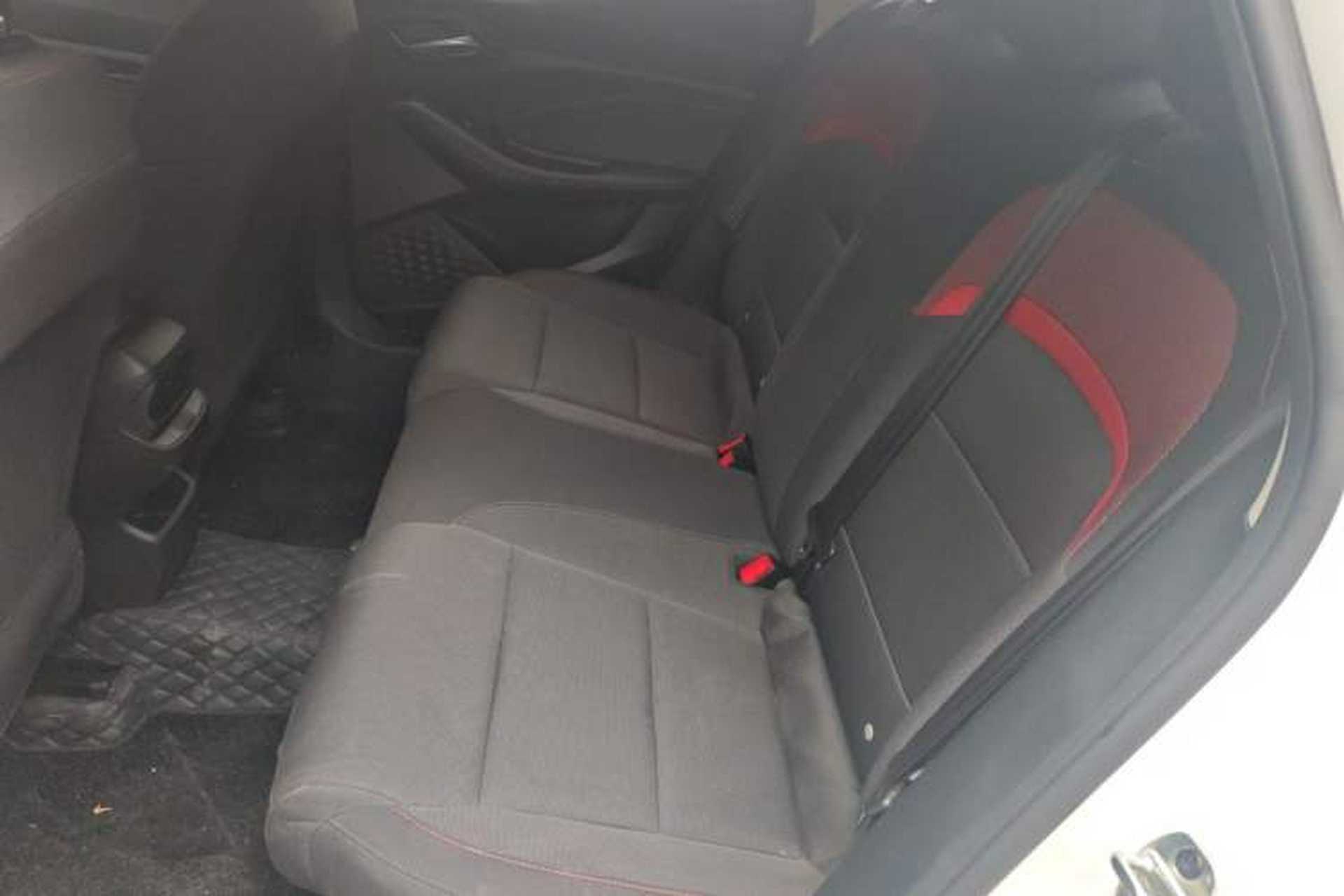 Used MG 5 2023 180 DVVT Manual Fashion Edition Left Rear Seat
