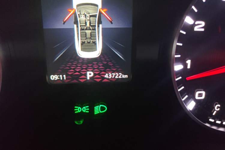Used MG 5 2023 180 DVVT CVT Luxury Edition Odometer Close Up