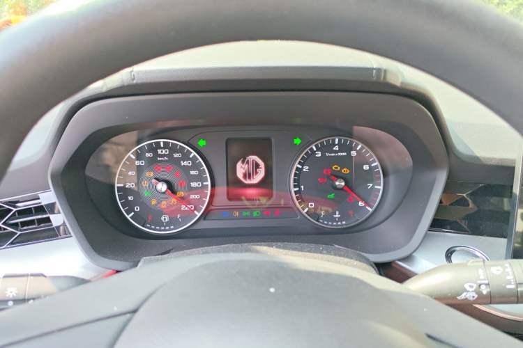 Used MG 5 2023 180 DVVT CVT Fashion Edition Odometer Close Up