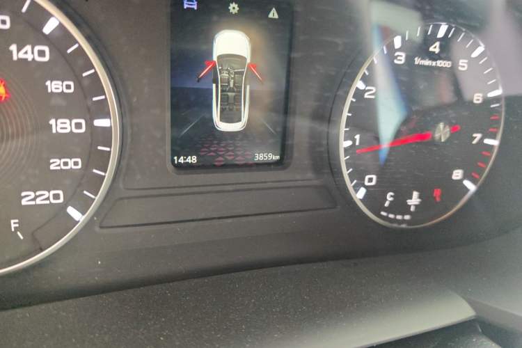 Used MG 5 2023 180 DVVT Manual Fashion Edition Odometer Close Up