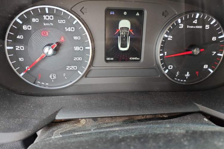 Used MG 5 2023 180 DVVT Manual Luxury Edition Odometer Close Up