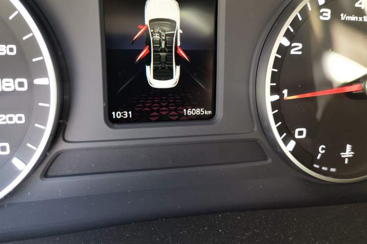 Used MG 5 2023 180 DVVT Manual Fashion Edition Odometer Close Up
