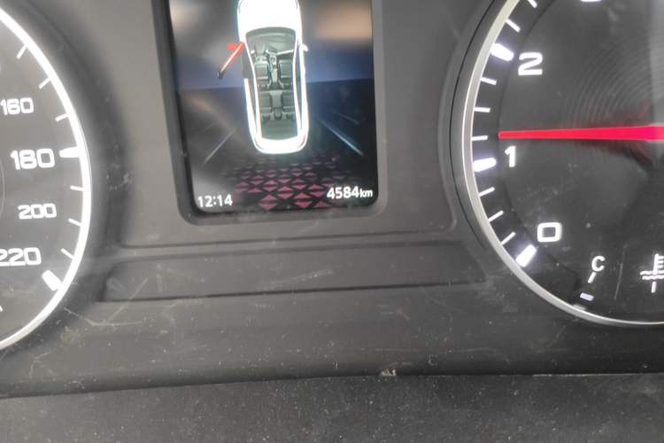 Used MG 5 2023 180 DVVT Manual Fashion Edition Odometer Close Up