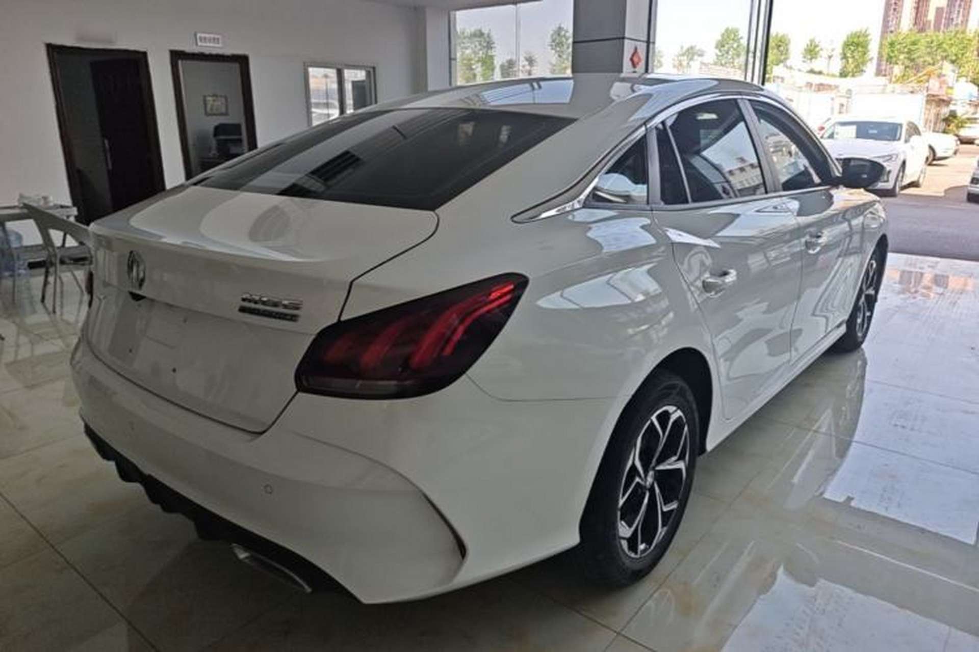 Used MG 5 2023 180 DVVT CVT Luxury Edition Rear Right 45 Deg