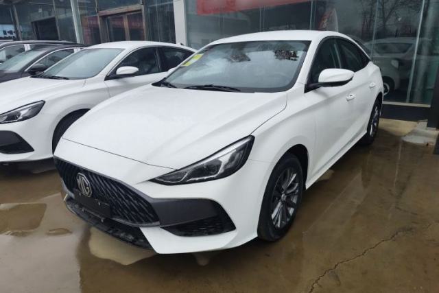 Used MG 5 2023 Facelift Model 180DVVT Manual Fashion Edition