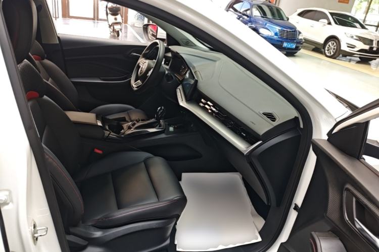 Used MG 5 2023 180 DVVT CVT Fashion Edition Right Front Seat