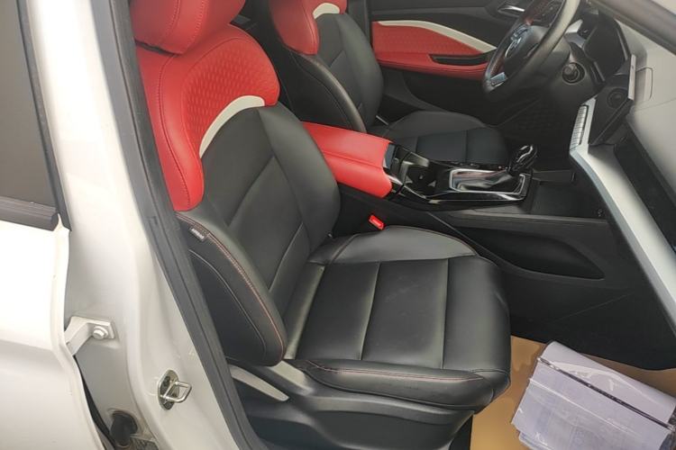 Used MG 5 2023 180 DVVT CVT Luxury Edition Right Front Seat