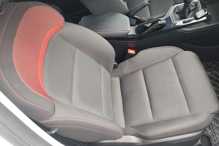 Used MG 5 2023 180 DVVT Manual Fashion Edition Right Front Seat