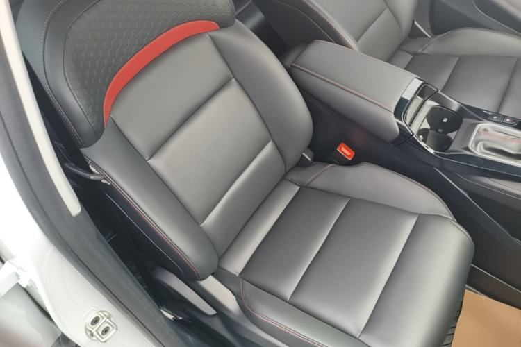 Used MG 5 2023 180 DVVT CVT Fashion Edition Right Front Seat