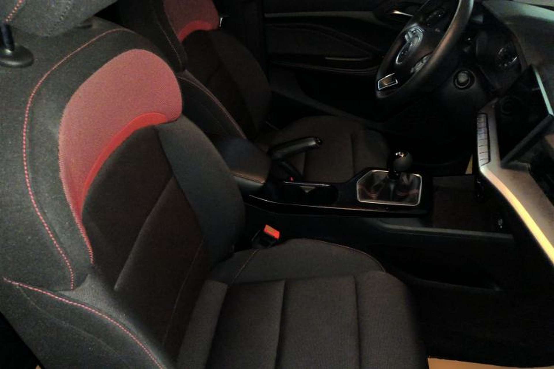 Used MG 5 2023 180 DVVT Manual Fashion Edition Right Front Seat