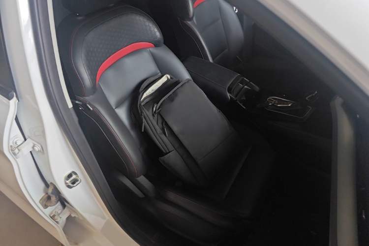 Used MG 5 2023 180 DVVT CVT Fashion Edition Right Front Seat