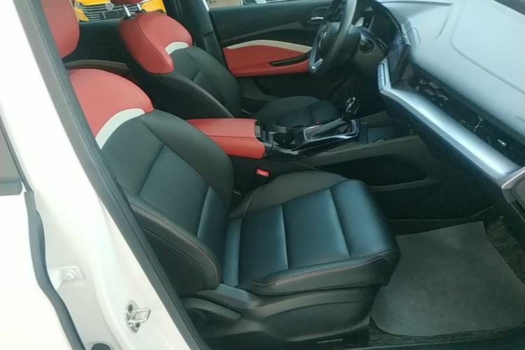 Used MG 5 2023 180 DVVT CVT Luxury Edition Right Front Seat