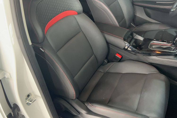 Used MG 5 2023 180 DVVT CVT Fashion Edition Right Front Seat