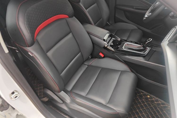 Used MG 5 2023 180 DVVT CVT Fashion Edition Right Front Seat