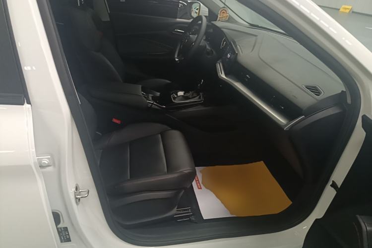 Used MG 5 2023 180 DVVT CVT Luxury Edition Right Front Seat