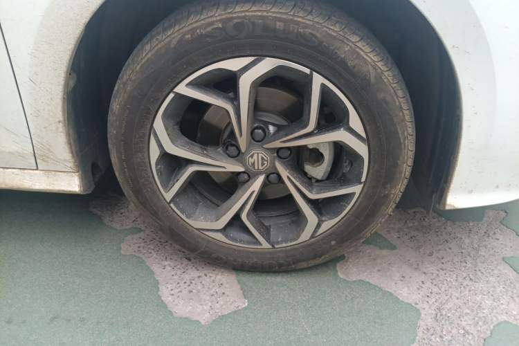 Used MG 5 2023 180 DVVT CVT Fashion Edition Right Front Wheel Hub