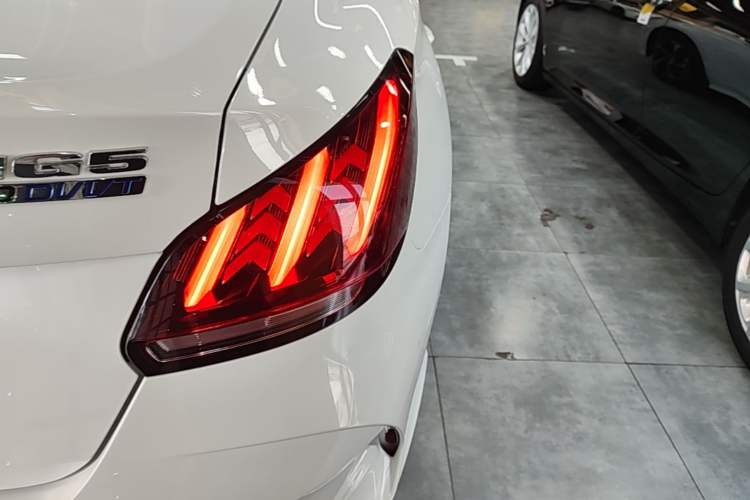 Used MG 5 2023 180 DVVT CVT Fashion Edition Right Rear Taillight