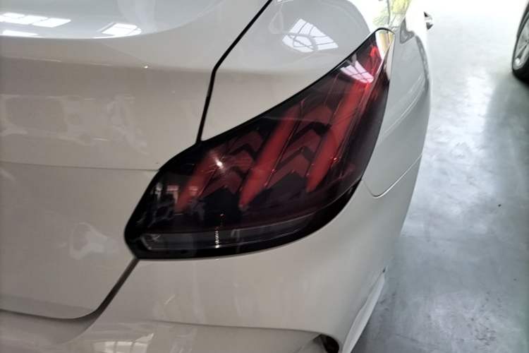 Used MG 5 2023 180 DVVT CVT Fashion Edition Right Rear Taillight