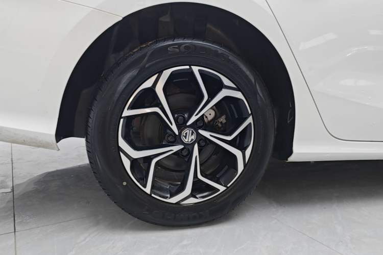 Used MG 5 2023 180 DVVT CVT Luxury Edition Right Rear Wheel Hub
