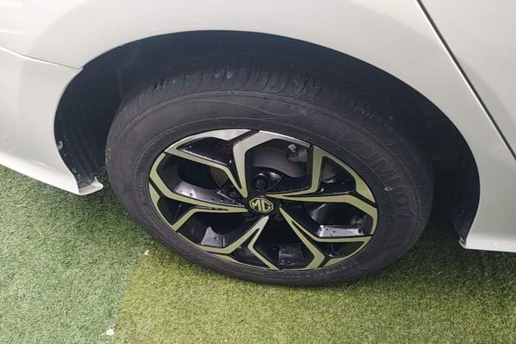 Used MG 5 2023 180 DVVT Manual Fashion Edition Right Rear Wheel Hub