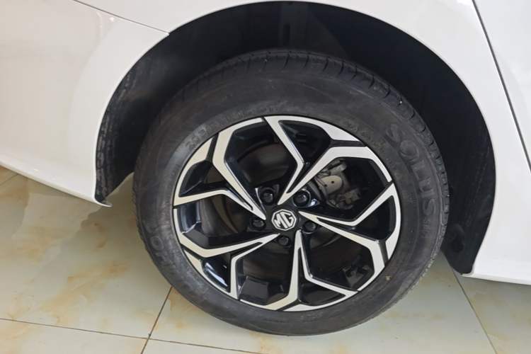 Used MG 5 2023 180 DVVT CVT Luxury Edition Right Rear Wheel Hub