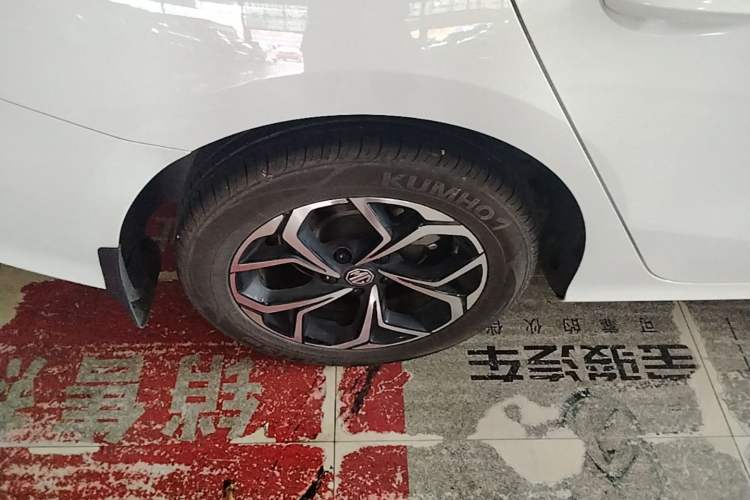 Used MG 5 2023 180 DVVT Manual Fashion Edition Right Rear Wheel Hub