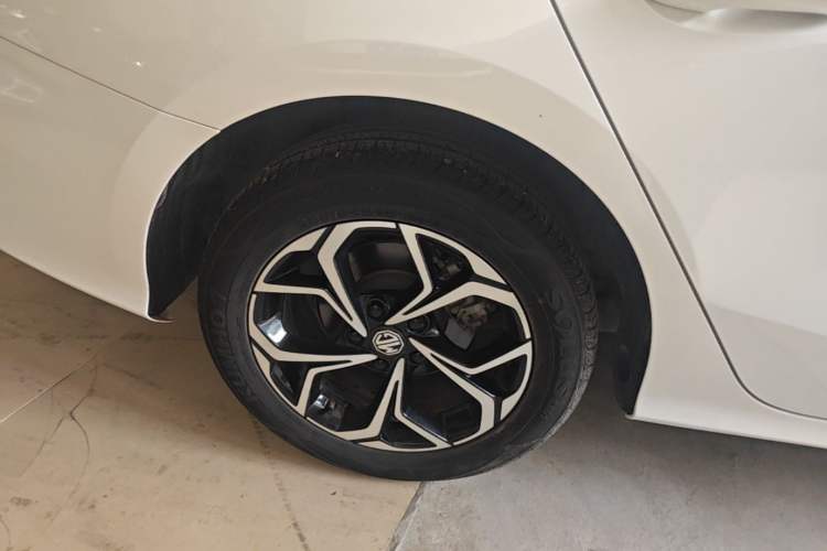 Used MG 5 2023 180 DVVT CVT Fashion Edition Right Rear Wheel Hub