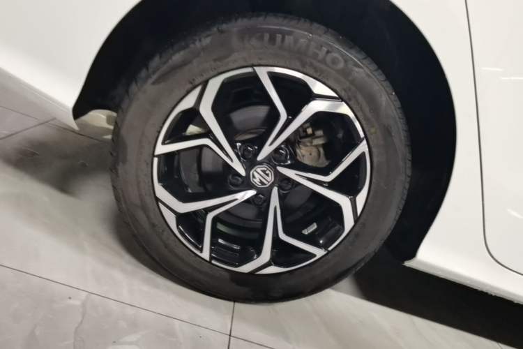 Used MG 5 2023 180 DVVT CVT Luxury Edition Right Rear Wheel Hub