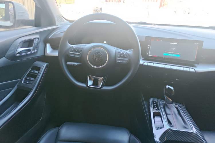 Used MG 5 2023 180 DVVT CVT Luxury Edition Steering Wheel