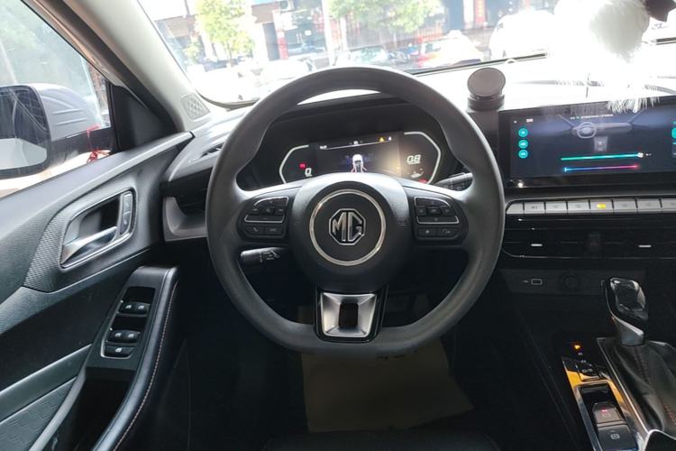 Used MG 5 2023 180 DVVT CVT Luxury Edition Steering Wheel