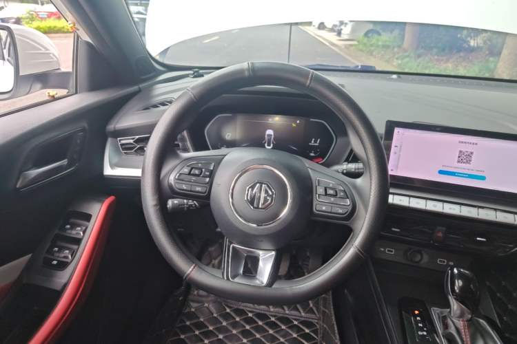 Used MG 5 2023 180 DVVT CVT Luxury Edition Steering Wheel