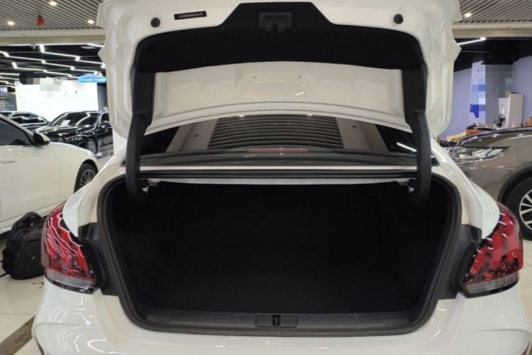 Used MG 5 2023 180 DVVT CVT Luxury Edition Trunk