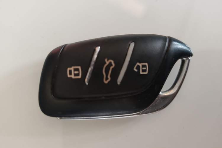 Used MG 5 2023 180 DVVT CVT Luxury Edition Vehicle Key