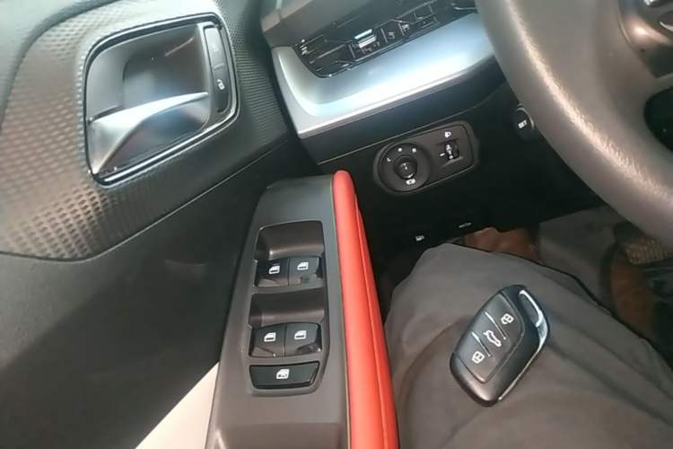 Used MG 5 2023 180 DVVT CVT Luxury Edition Vehicle Key