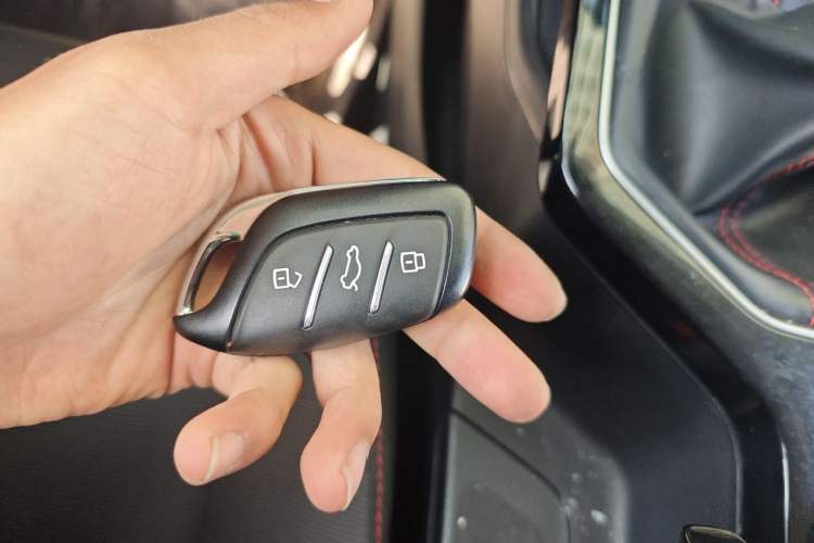 Used MG 5 2023 180 DVVT Manual Fashion Edition Vehicle Key