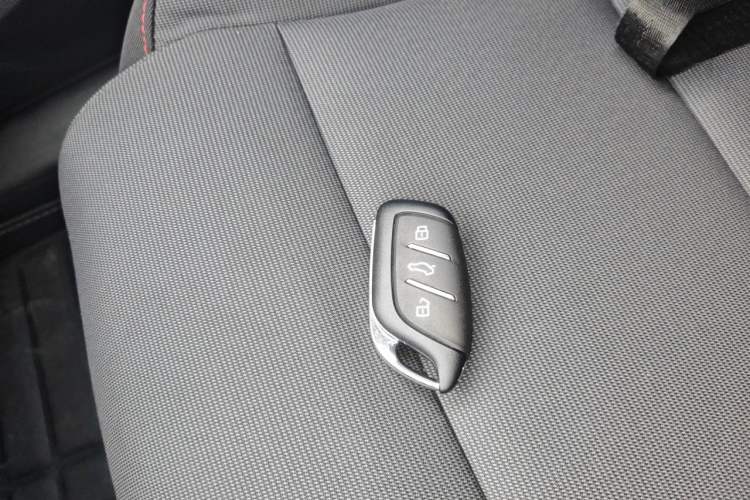 Used MG 5 2023 180 DVVT Manual Fashion Edition Vehicle Key