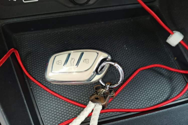 Used MG 5 2023 180 DVVT CVT Luxury Edition Vehicle Key