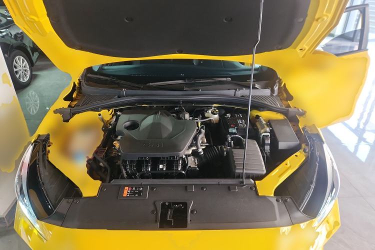 Used MG 5 2023 180 DVVT CVT Luxury Edition Engine Bay
