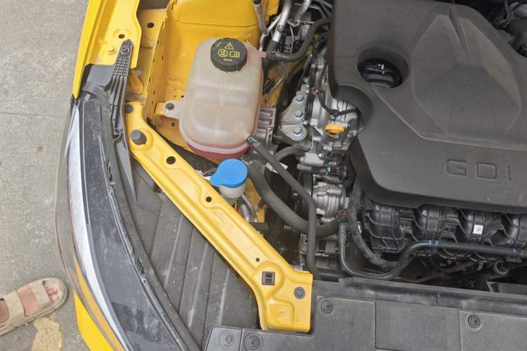 Used MG 5 2023 180 DVVT CVT Luxury Edition Engine Bay Right