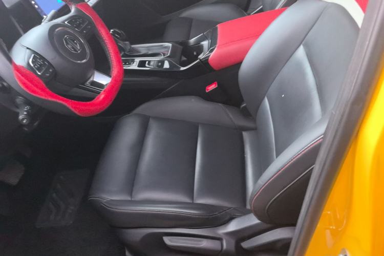 Used MG 5 2023 180 DVVT CVT Luxury Edition Left Front Seat