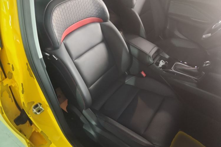 Used MG 5 2023 180 DVVT CVT Luxury Edition Right Front Seat