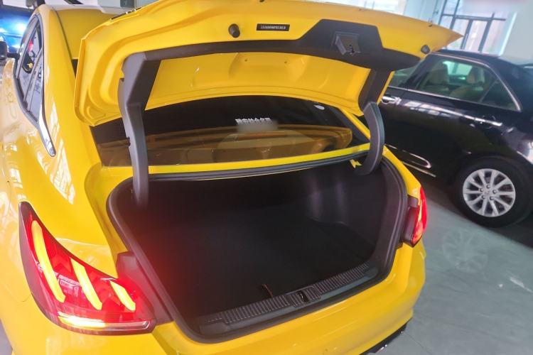 Used MG 5 2023 180 DVVT CVT Luxury Edition Trunk
