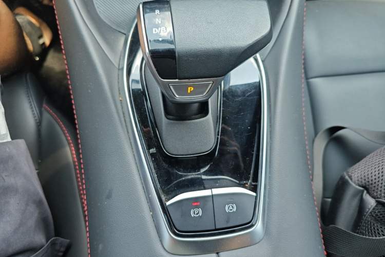 Used MG 5 2025 300TGI Global Flagship Edition Gear Lever