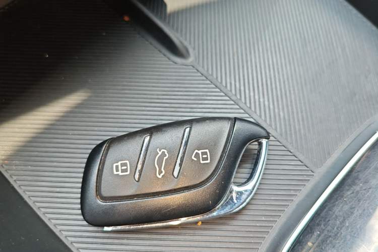 Used MG 5 2025 300TGI Global Flagship Edition Vehicle Key