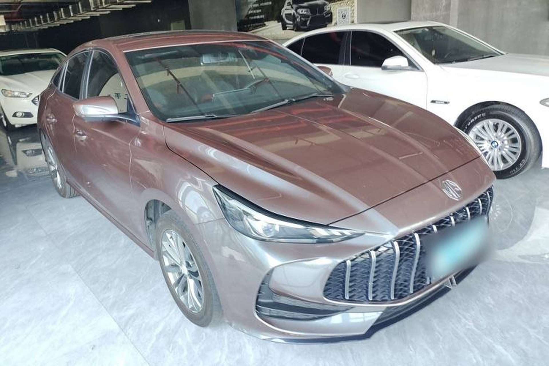 Used MG 5 2025 180 DVVT Global Luxury Edition Exterior 2