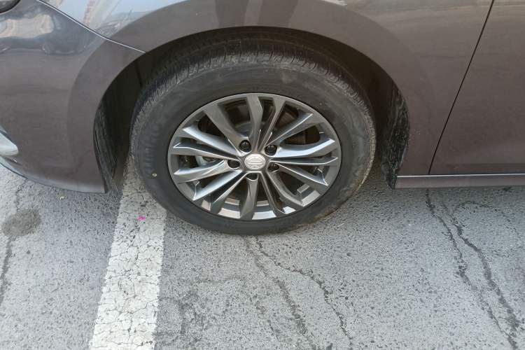 Used MG 5 2025 180 DVVT Global First Edition Left Front Wheel Hub
